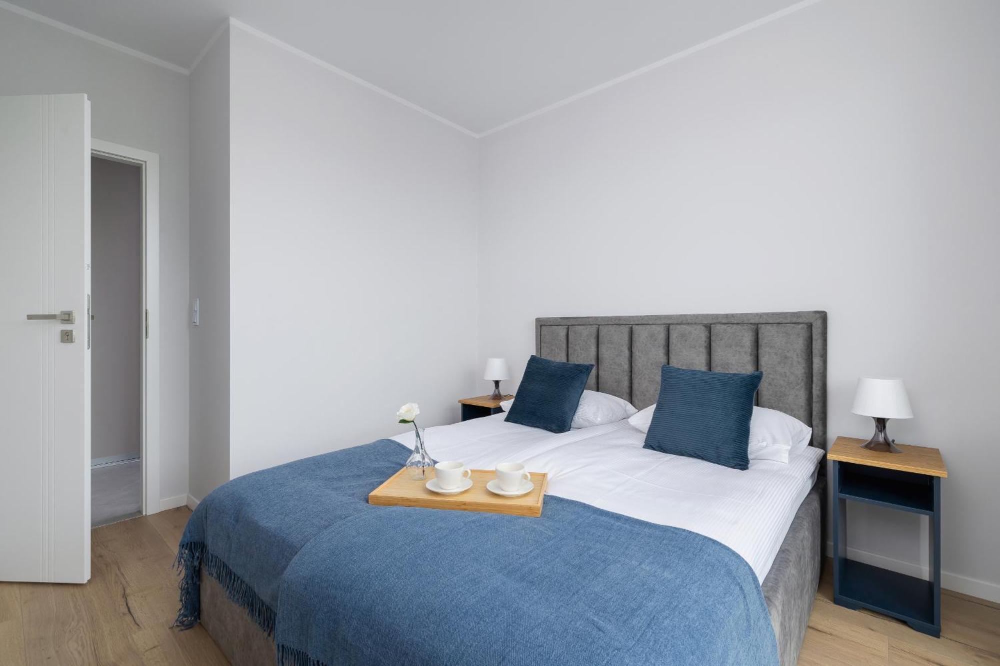 Stylowy Apartament Z Dwiema Sypialniami Balkonem I Parkingiem By Noclegi Renters Kattowitz Exterior foto